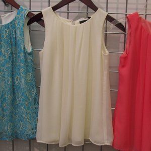 Un Deux Tois Pleated Collar Swing Top